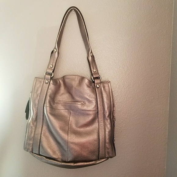B. Makowsky Silver Hobo Bag Lots of Pockets - Picture 2 of 8